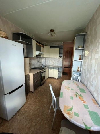 Купить трехкомнатную квартиру в Новосибирске. Вариант № 7684070, 11, площадь -  квм, цена 6850000 рублей