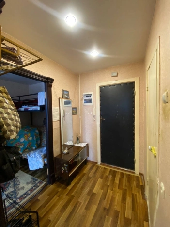 Купить квартиру на вторичке на улице 1-й Стрелицкий переулок в Воронежской области. Вариант № 38161, 13, площадь -  квм, цена 2590000 рублей