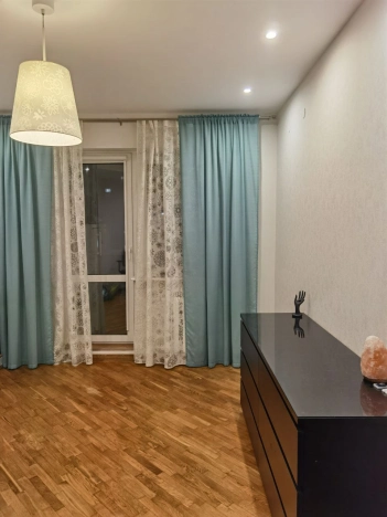 Купить трехкомнатную квартиру в Сыктывкаре. Вариант № 11228, 14, площадь -  квм, цена 13400000 рублей