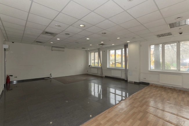 Снять офисы у метро Алексеевская в Москве. Вариант № 60851, 18, площадь -  квм, цена 377150 рублей