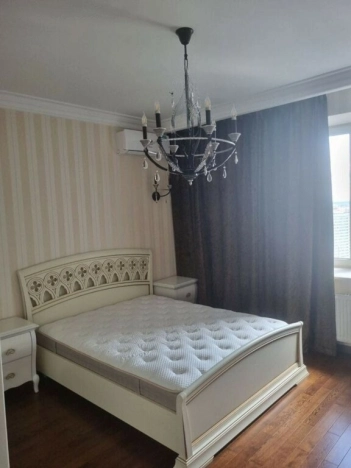 Купить квартиру в Москве. Вариант № 2177121, 7, площадь - квм, цена 85000000.0000 рублей