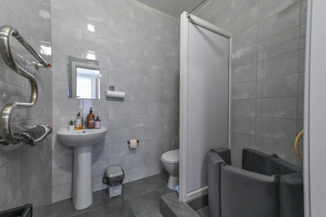 Купить коммерческую недвижимость свободного назначения в Ростове-на-Дону. Вариант № 1207127, 31, площадь -  квм, цена 28000000 рублей