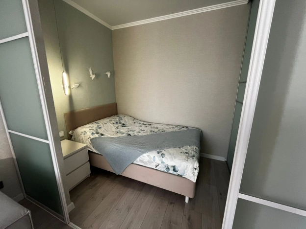 Купить однокомнатную квартиру в Краснодаре. Вариант № 10096145, 14, площадь -  квм, цена 6200000 рублей