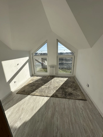 Купить дом в Санкт-Петербурге. Вариант № 1918745, 40, площадь -  квм, цена 10599000 рублей