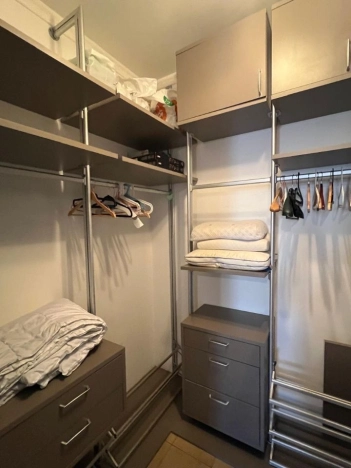 Купить двухкомнатную квартиру в Красногорске. Вариант № 8213563, 9, площадь -  квм, цена 21900000 рублей