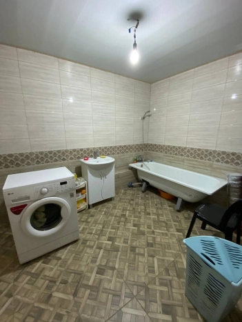 . Вариант № 43664, 19, площадь - 83 квм, цена 6100000 рублей