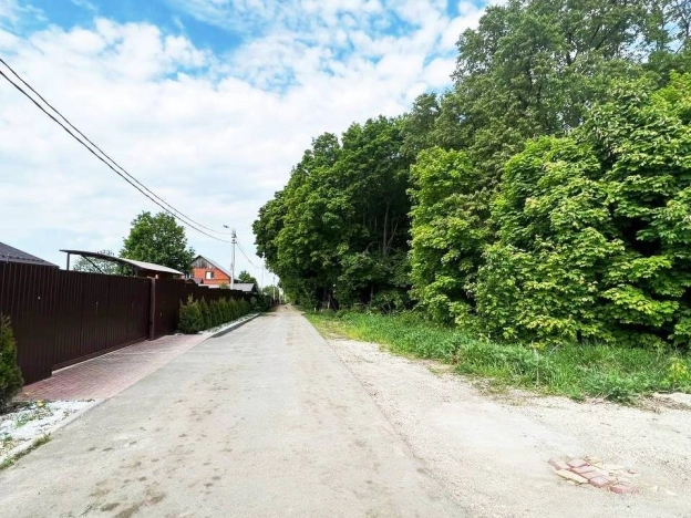 Купить земельный участок на улице 2-й проезд Добролюбова в Пензе. Вариант № 36280, 2, площадь -  квм, цена 3525000 рублей