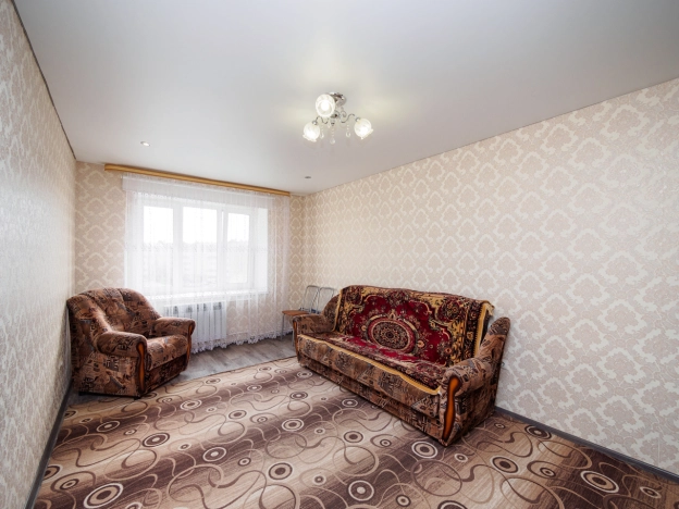 Купить двухкомнатную квартиру на улице бульвар Архитекторов в Омске. Вариант № 3993197, 1, площадь -  квм, цена 5300000 рублей