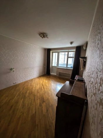 Купить квартиру в Москве. Вариант № 8939612, 6, площадь - квм, цена 30000000 рублей