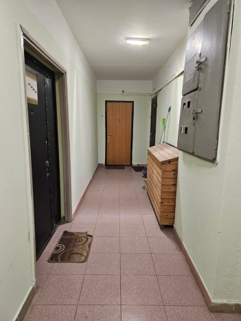 Купить квартиру в районе Нагорный в Москве. Вариант № 37862, 13, площадь - квм, цена 25000000.0000 рублей