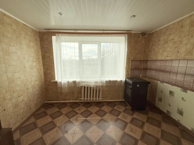 Купить двухкомнатную квартиру в Смоленской области. Вариант № 9646368, 6, площадь -  квм, цена 1290000 рублей