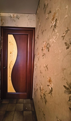 Купить трехкомнатную квартиру в Калуге. Вариант № 7521880, 7, площадь -  квм, цена 3600000 рублей