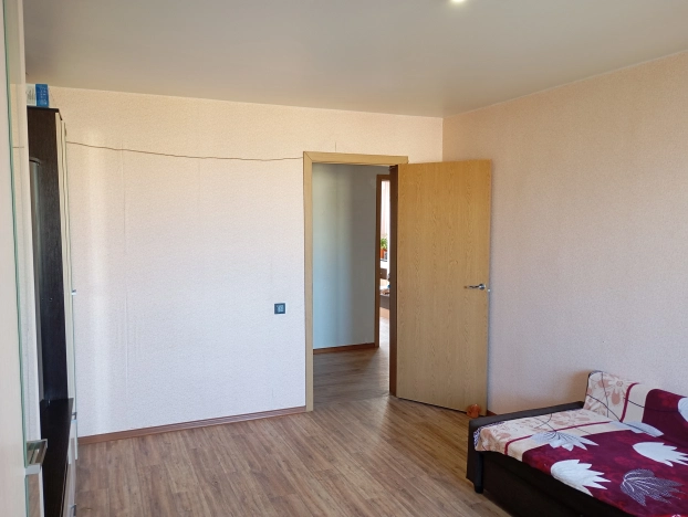 Купить двухкомнатную квартиру на улице имени Калинина в Краснодаре. Вариант № 23439, 5, площадь -  квм, цена 4980000 рублей