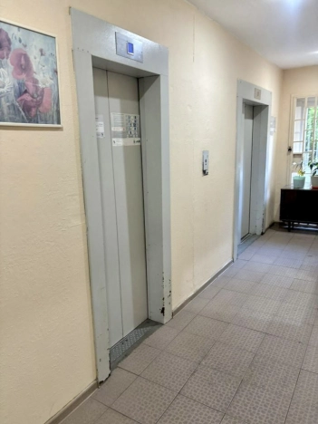 Купить квартиру в Москве. Вариант № 8183266, 18, площадь -  квм, цена 31100000 рублей