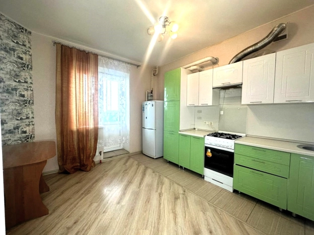 Купить однокомнатную квартиру в Калужской области. Вариант № 41105, 1, площадь -  квм, цена 4500000 рублей