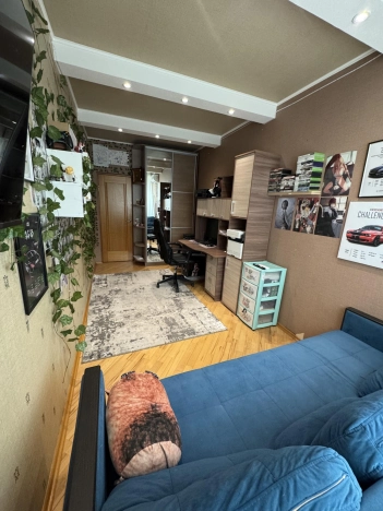 Купить четырехкомнатную квартиру в районе Кировский в Ростове-на-Дону. Вариант № 3886211, 12, площадь -  квм, цена 10500000 рублей