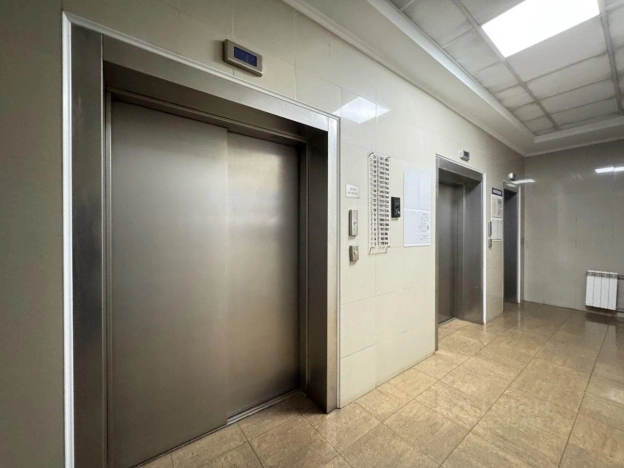 Купить квартиру в Москве. Вариант № 9944975, 36, площадь -  квм, цена 59500000 рублей