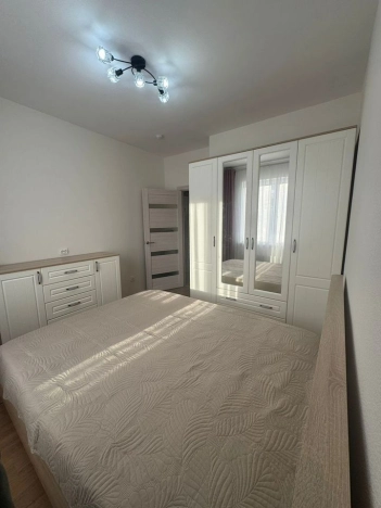 Купить квартиру в Москве. Вариант № 8061809, 12, площадь - квм, цена 15000000 рублей