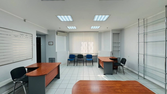 Снять коммерческую недвижимость в Новосибирске. Вариант № 6628596, 3, площадь -  квм, цена 110000 рублей