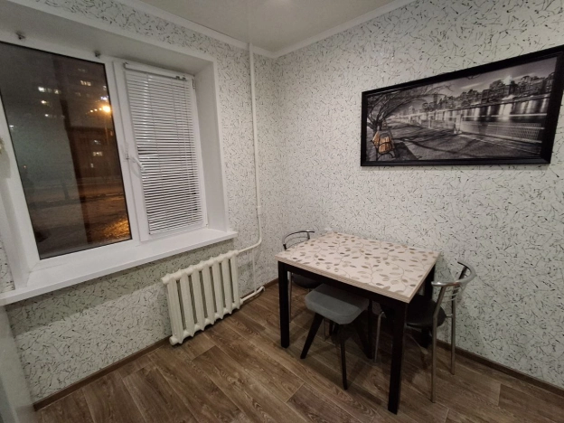 Снять квартиру в Тобольске. Вариант № 10283896, 3, площадь -  квм, цена 30000 рублей