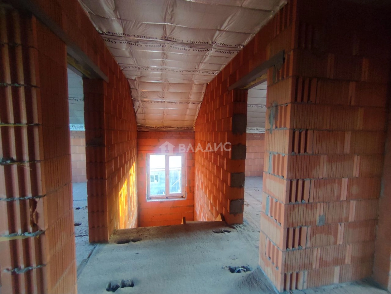 Photo https://36000382-a1c2-4a8a-a109-3fc3bfc73cf7.selcdn.net/App/Entity/ObjectRealty/ObjectRealty/ID/05313a81-ecb1-4b24-b40b-af677e29af68/BISNhV9ybYrLSFHqJa5ajRCmihpcLflHqreni2yn.jpg.compressed.webp
