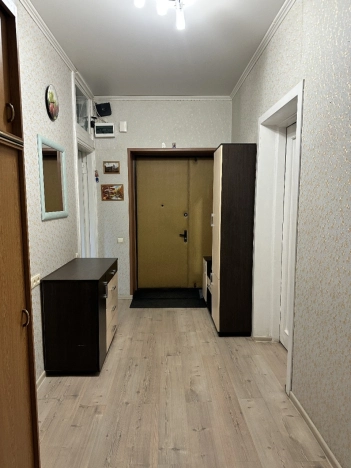 Купить квартиру в Москве. Вариант № 3065446, 7, площадь -  квм, цена 30000000.0000 рублей