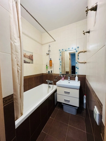 Купить квартиру в Москве. Вариант № 8795536, 16, площадь -  квм, цена 18500000 рублей