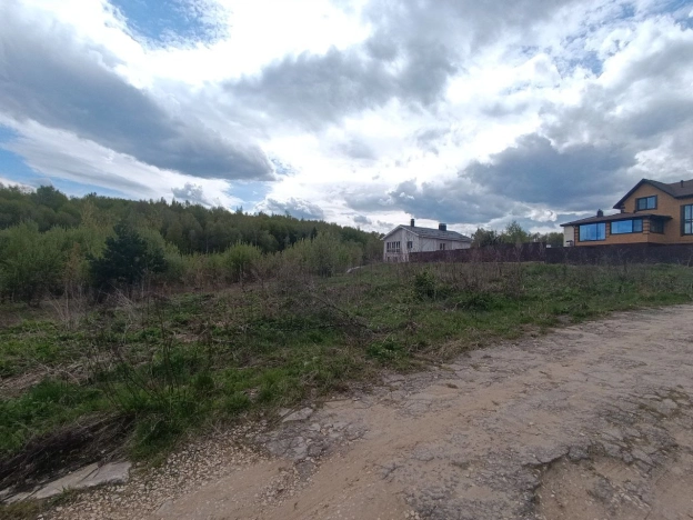 Купить земельный участок в районе Ленинский в Владимире. Вариант № 24171, 8, площадь -  квм, цена 3800000 рублей