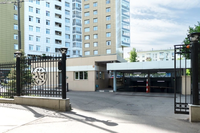 Купить квартиру в Москве. Вариант № 7733558, 38, площадь - квм, цена 99000000 рублей
