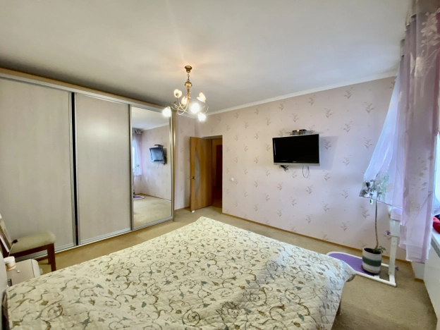 Купить многокомнатную квартиру в Республике Башкортостан. Вариант № 6281, 24, площадь -  квм, цена 10100000 рублей