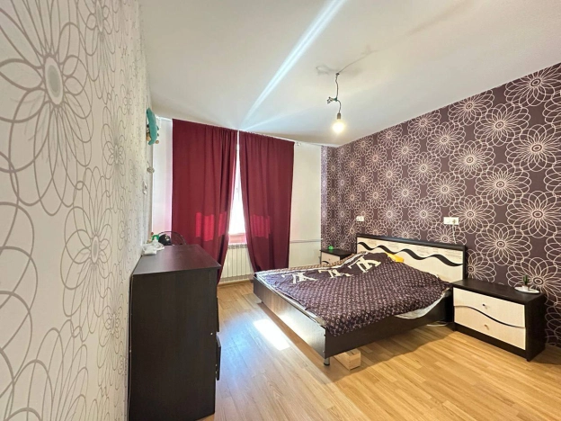 Купить двухкомнатную квартиру на улице Молодёжная в Красногорске. Вариант № 2665296, 3, площадь -  квм, цена 15800000 рублей