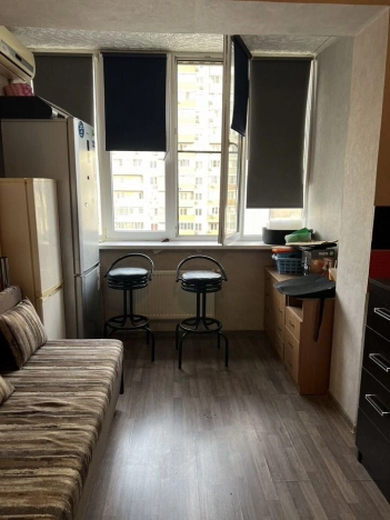 Купить квартиру на улице имени Сергея Есенина в Краснодаре. Вариант № 8417133, 1, площадь -  квм, цена 3500000 рублей