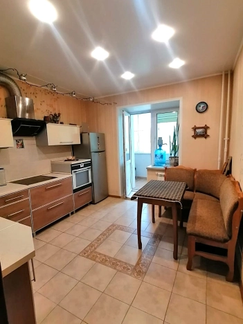 Купить однокомнатную квартиру в Калужской области. Вариант № 260569, 4, площадь -  квм, цена 5500000 рублей