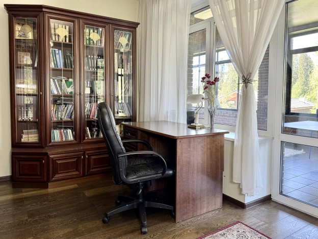 Купить дом у метро Пятницкое шоссе в Красногорске. Вариант № 47047, 34, площадь -  квм, цена 71000000 рублей