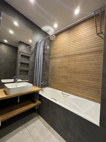 Купить квартиру в Москве. Вариант № 8076075, 11, площадь -  квм, цена 20990000 рублей