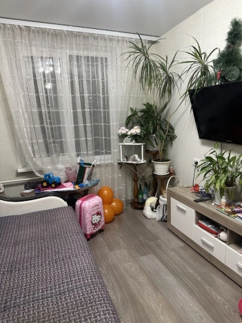 Купить трехкомнатную квартиру на вторичке на улице Анны Ахматовой в Москве. Вариант № 10487539, 9, площадь -  квм, цена 17000000 рублей