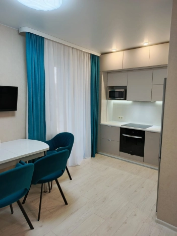 Купить двухкомнатную квартиру в Сыктывкаре. Вариант № 5922519, 15, площадь -  квм, цена 9600000 рублей