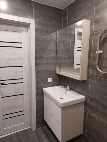 Купить двухкомнатную квартиру в Амурской области. Вариант № 3259758, 5, площадь -  квм, цена 8850000 рублей