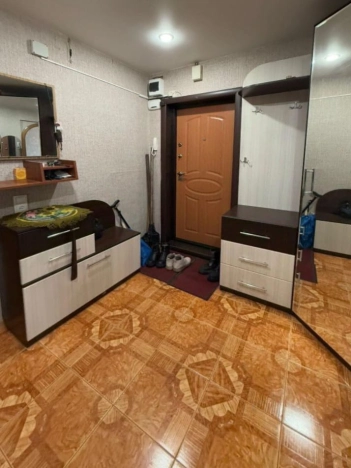 Купить трехкомнатную квартиру на улице Ильи Мухачева в Бийске. Вариант № 31515, 17, площадь -  квм, цена 6550000 рублей