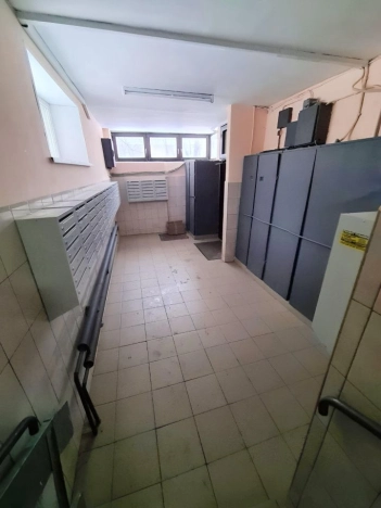 Купить квартиру на вторичке у метро Авиамоторная в Москве. Вариант № 5341326, 14, площадь -  квм, цена 17950000 рублей