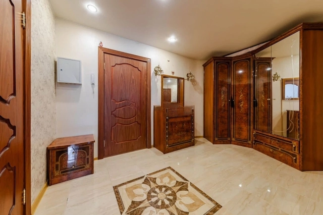 Купить однокомнатную квартиру в районе Московский в Санкт-Петербурге. Вариант № 8209444, 7, площадь -  квм, цена 13795000 рублей