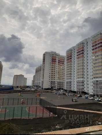 Купить однокомнатную квартиру в Ростовской области. Вариант № 10419155, 5, площадь -  квм, цена 4300000 рублей