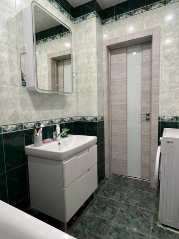 Купить трехкомнатную квартиру в районе Коминтерновский в Воронеже. Вариант № 55724, 13, площадь -  квм, цена 9790000 рублей