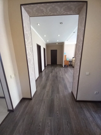 Купить дом на улице Парковая в Элисте. Вариант № 10669, 14, площадь -  квм, цена 11590000 рублей