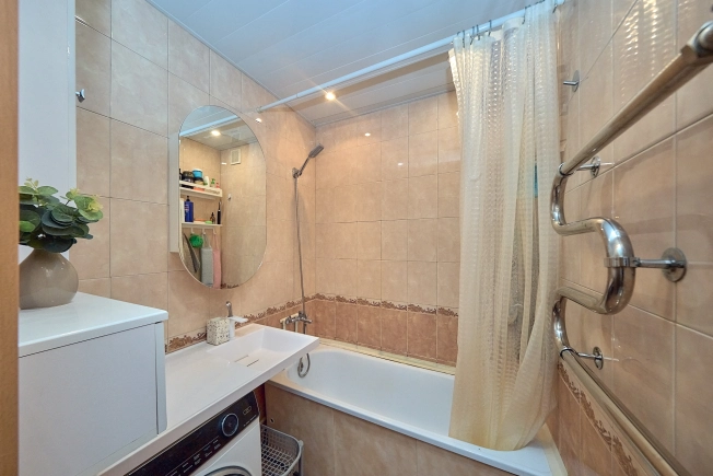 Купить двухкомнатную квартиру в районе Железнодорожный в Рязани. Вариант № 8477874, 10, площадь -  квм, цена 9700000 рублей