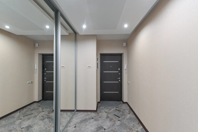 Купить двухкомнатную квартиру в районе Кировский в Ростове-на-Дону. Вариант № 3831158, 10, площадь -  квм, цена 11300000 рублей