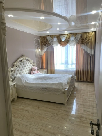 Купить квартиру в Москве. Вариант № 10442991, 1, площадь -  квм, цена 32990000 рублей