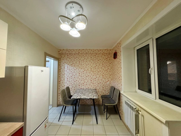 Купить квартиру на улице Боевая в Улан-Удэ. Вариант № 30593, 7, площадь -  квм, цена 10500000 рублей