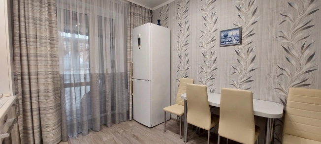 Купить двухкомнатную квартиру в Калининградской области. Вариант № 10180723, 21, площадь -  квм, цена 17900000 рублей