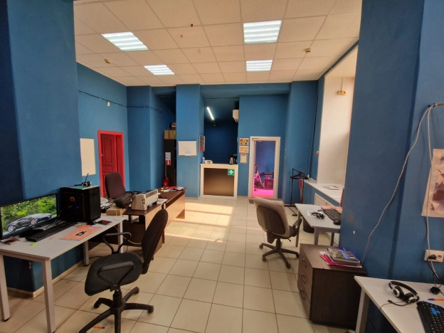 Купить коммерческую недвижимость в Данкове. Вариант № 3309755, 2, площадь -  квм, цена 4300000 рублей